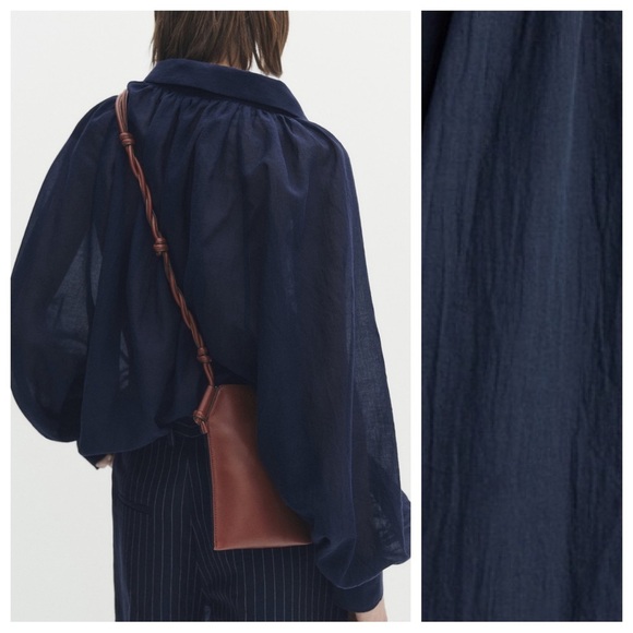 NWT. Massimo Dutti Navy Blue Cotton Voile Blouse with Gathered Details. Size S. - Picture 4 of 11